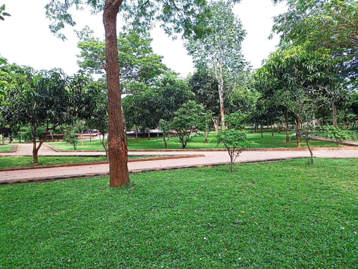 Kaveri Resort Sigiriya Exterior foto