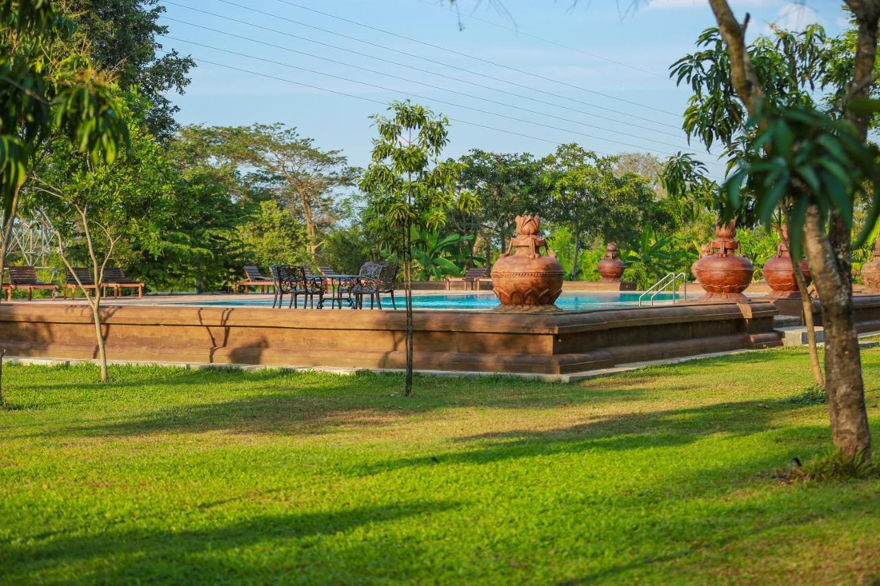 Kaveri Resort Sigiriya Exterior foto